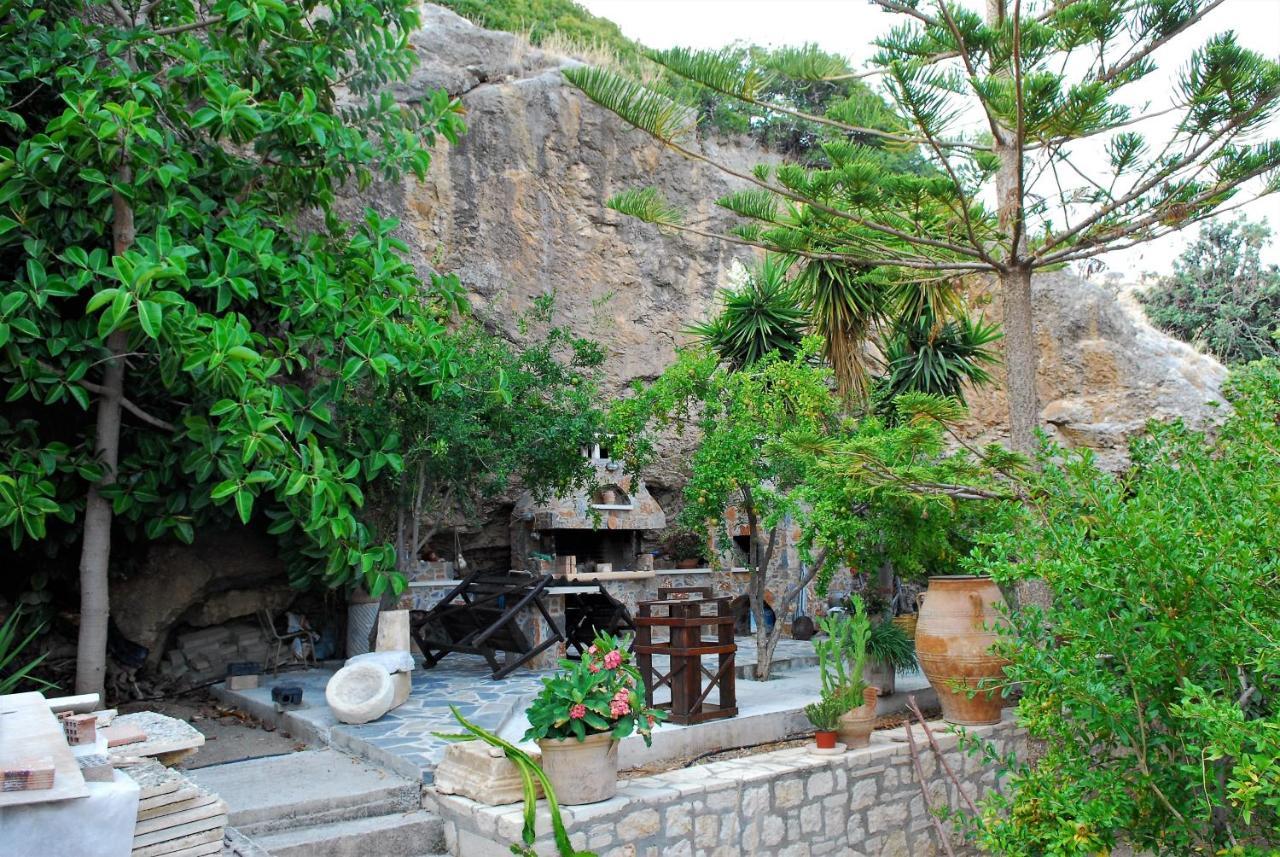 Eutuxia Sea&Mountain Apartment - Tsoutsouros المظهر الخارجي الصورة